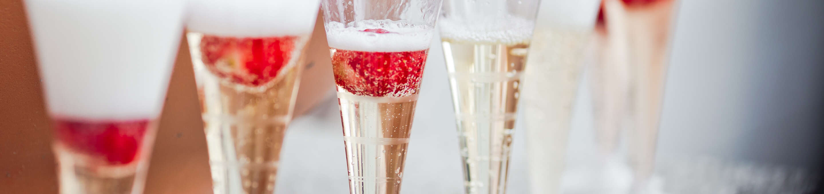 champagne glasses